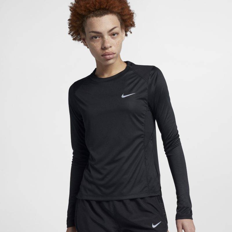 nike-se-02f31cd8c11917f44b880179c90b4018