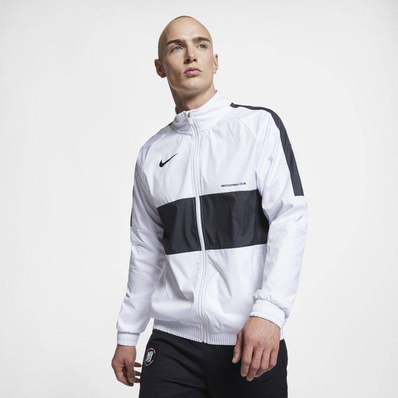 nike-se-d669126b0894036759af97d65fd1401e